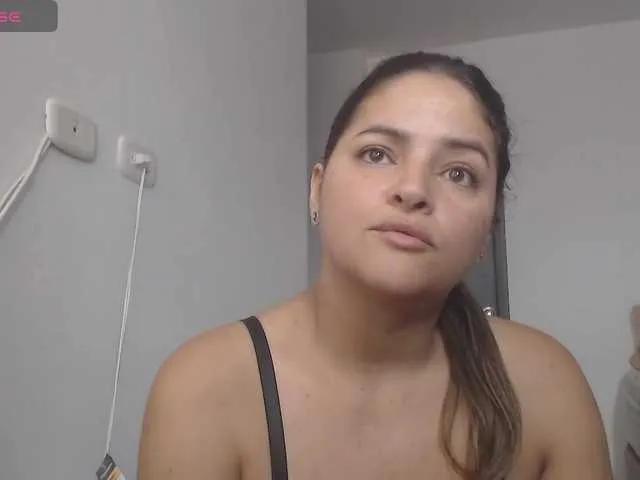 AlannaStephen on BongaCams 