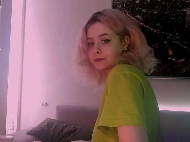 bellarobinson on BongaCams 