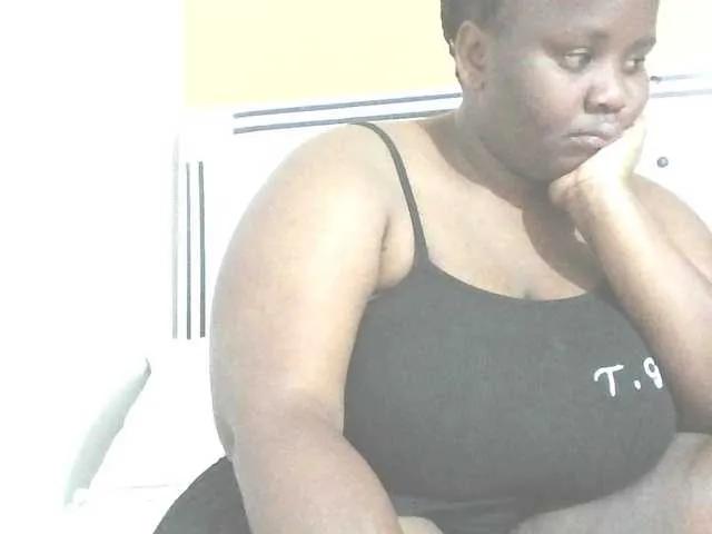 Bursty-Monique on BongaCams