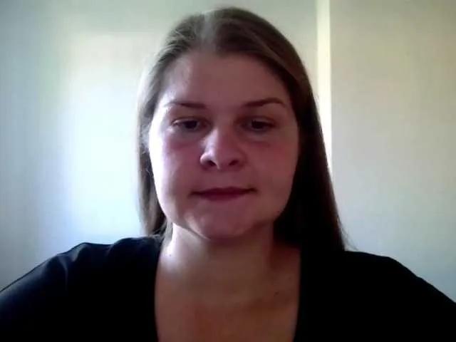 CarolineKiss on BongaCams