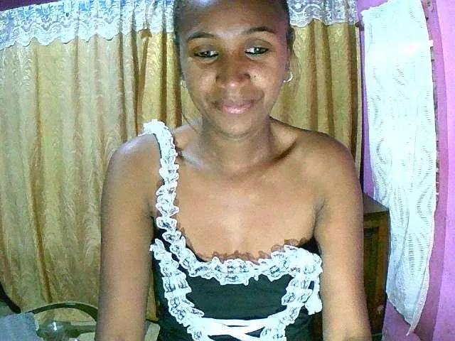 Chellah01 on BongaCams