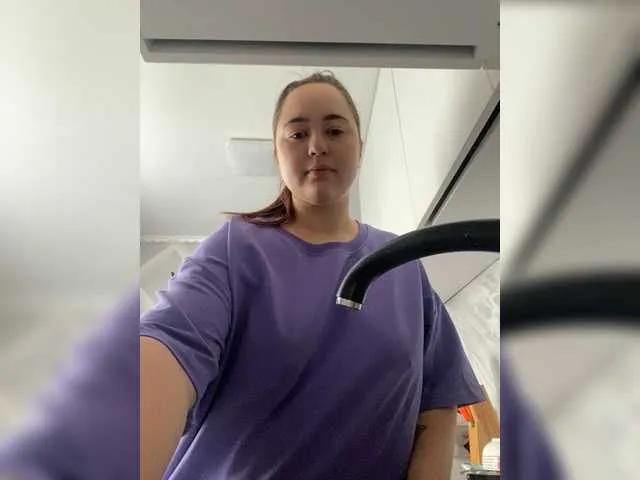 Diana13a on BongaCams