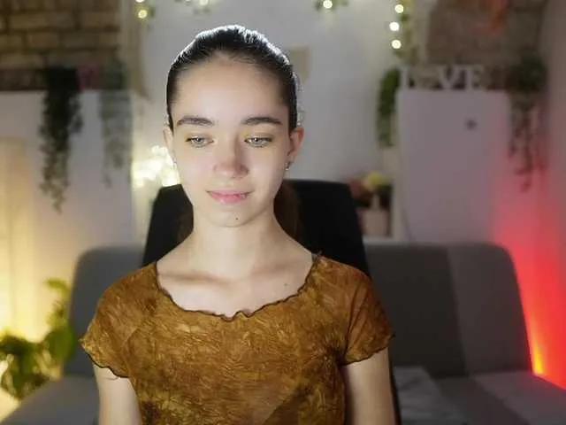 GiaPaige18 on BongaCams