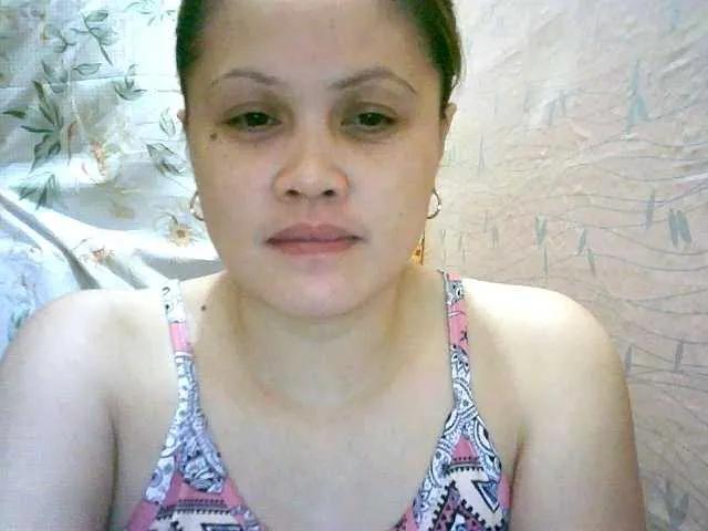 GorgeuosInay on BongaCams