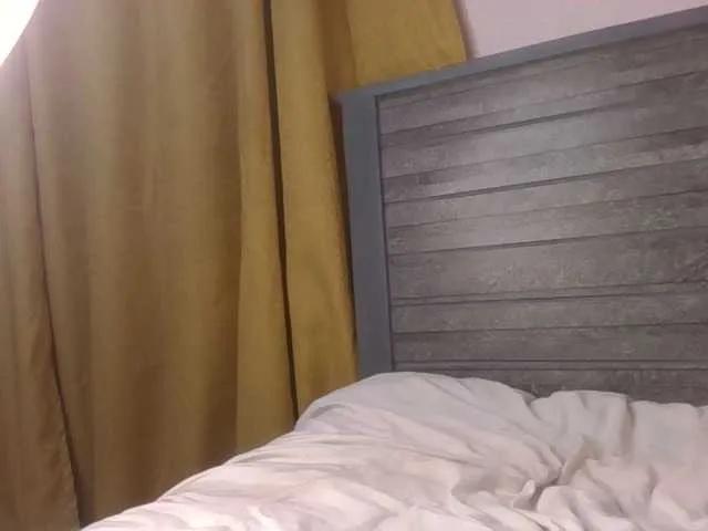 Hottierue8 on BongaCams 
