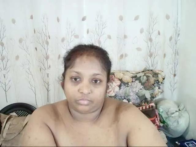 Indiantasha on BongaCams