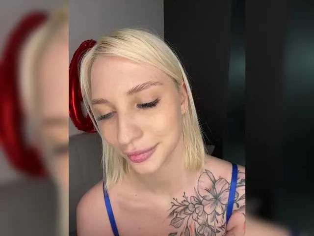 KettyPretty25 on BongaCams 