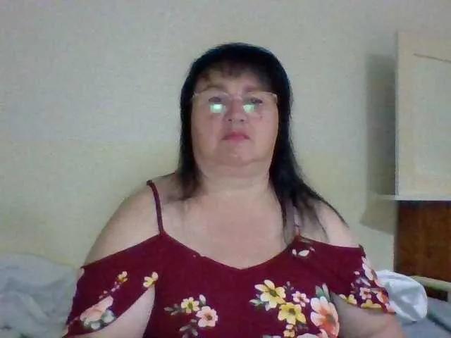 lora805608 on BongaCams
