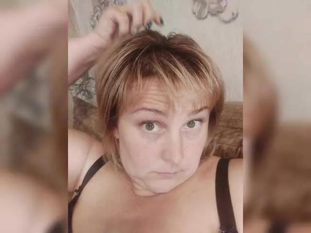Milfa85 on BongaCams