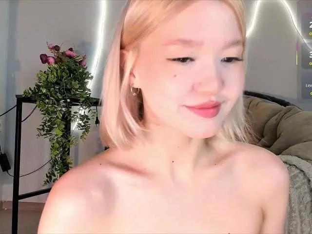milli-sunrise on BongaCams 