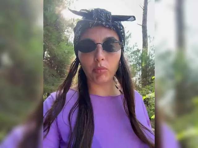 NikkySecrets on BongaCams