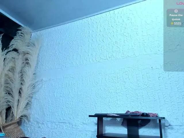 SamanthaDiamonds on BongaCams