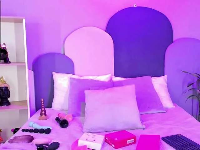 SophieGomez2 on BongaCams