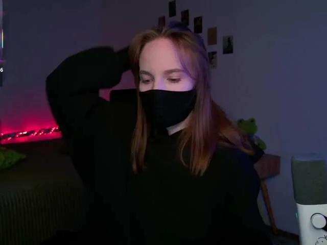 Zeliloo on BongaCams