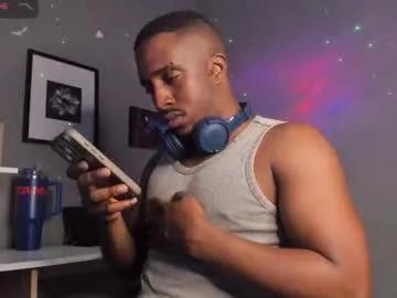 adamart7 on Chaturbate 