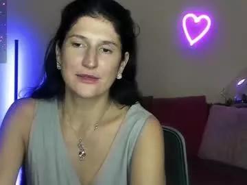 alianna_solo_kiss on Chaturbate 