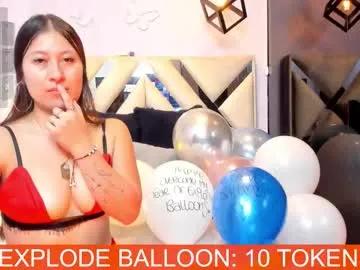 alissa_monroe_ — Explode balloon with my ass very hard [25 tokens left] Lets play with my dear balloons #natural #naughty #balloons #fun #ride