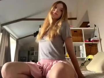 chloe_show — I'm Chloe ^^  | Goal: Panties Half Down  [150 tokens left] #new #shy #petite #teen #18