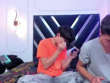 hoot_booys_ on Chaturbate 