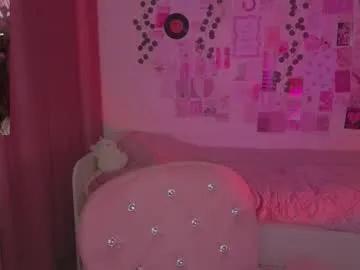 iwi_wi_wi on Chaturbate 