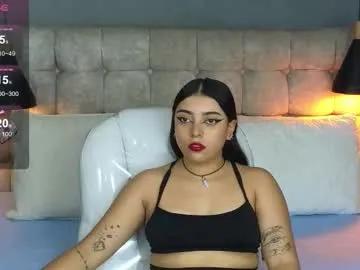 laia_and_aloby — GOAL: face sit [318 tokens remaining] Let's have fun together! #pregnant #lesbian #chubby #squirt #latina