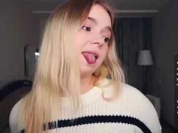 leotafredericks — Sensual sucking of the fingers [0 tokens remaining] Hello guys! Im Lora! #18 #new #shy #curvy #cute! My GOAL: