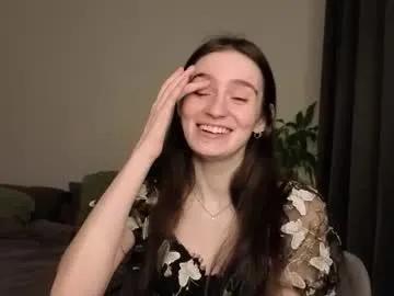 lisawoo — hiii guys !!! I am  #shy #teen #brunette #smile #cute  #18 [52 tokens remaining]