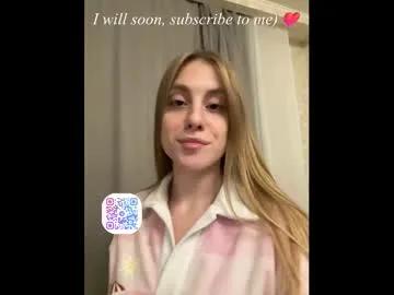 marlenagehlert — Goal :BIg smille .I'm Olivia, lgeet's live this adventure tother! #new #18 #bigboobs #young #blonde [6 tokens remaining]