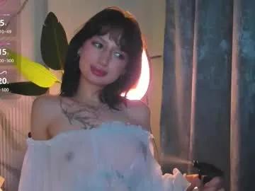 michelle_murray — GOAL: doggy + make ass red with spanks [44 tokens remaining] Welcome to my room! #feet #ass #germany #lovense #18