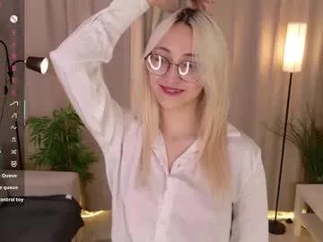 radi_rose_ — Goal: Take off my handbra Unleash the sexy blonde and get to know her better  #lovense #teen #anal #18 #asian