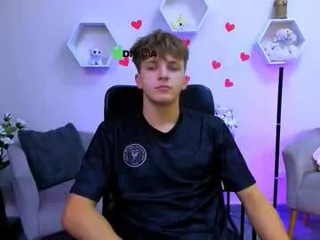 travis_wolf_ — GOAL: take off your t-shirt [77 tokens remaining] Welcome to my room! #sport #blonde #teen #18 #new