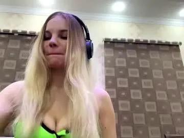 vaniasaisa — GOAL: Show you how beautiful I am spreading my legs [53 tokens left] #new #18 #shy #tease #teen