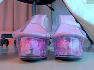 violettastrada — OPEN PVTpantyhose legs mistress feet stockings #pantyhose #findom #mistress #feet #legs