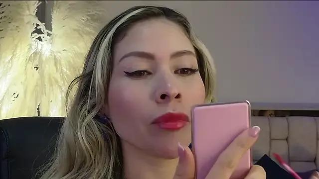 Ammy_Castro — My ass bouncing in your face