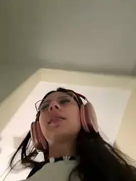 Bonniepark on StripChat 