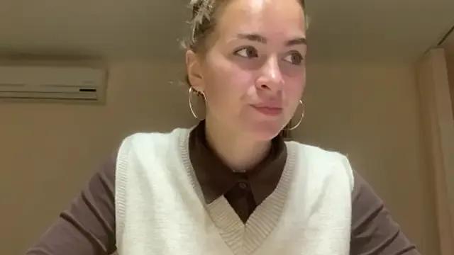 BunnyTiedeman on StripChat 