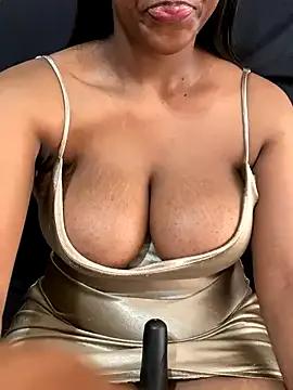 CaramelGoddess1 on StripChat 