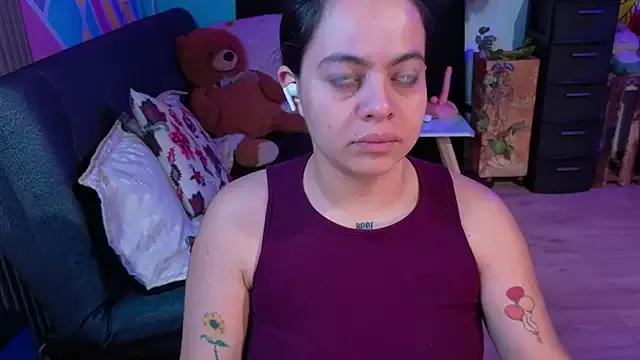 Cuttiealice on StripChat 