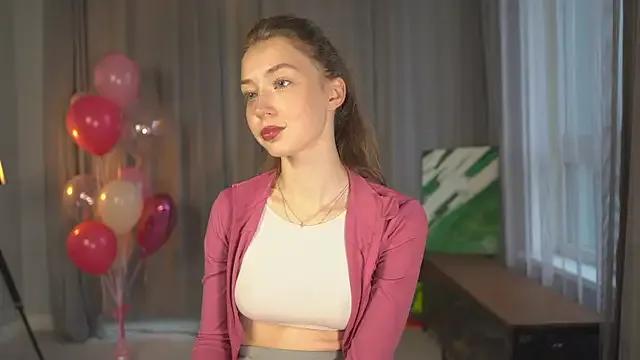 DeeannaBoera on StripChat 