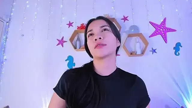 Emiily_Parkerr on StripChat 