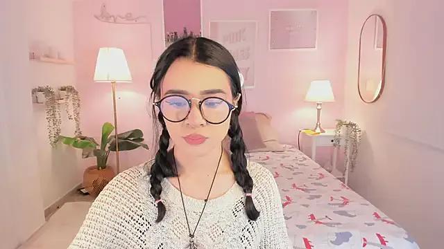 emma_soul1 on StripChat 