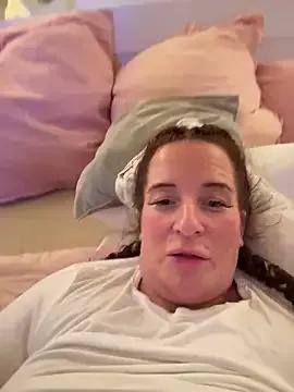 Engel_mia on StripChat 