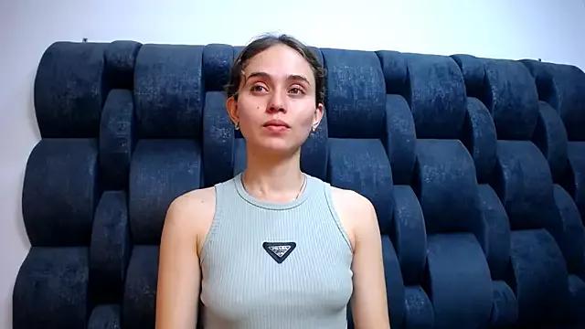 fulfill_fantasies1 on StripChat 