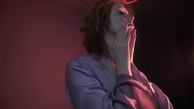 ginger_hugs on StripChat 