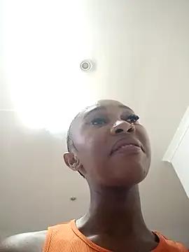 Hannah_107 on StripChat 