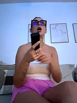 Hii_Lolla on StripChat 