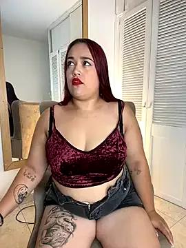 IvyPalacios — Delicious boobjob + Pinch nipples 