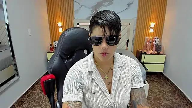 KAROLLJONES1 — control lush and domi  for 10 min