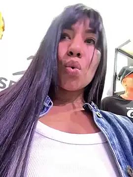 kim_monti — Plug anal+spank hardx10