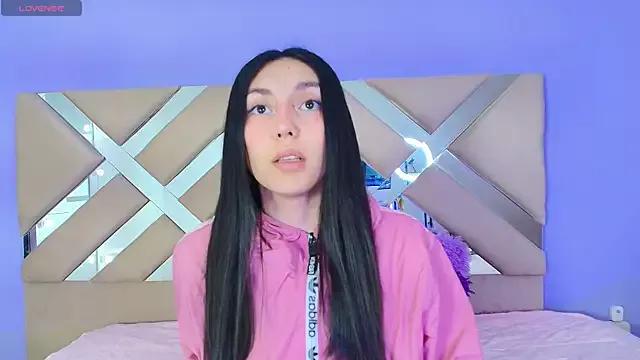 Laia_Price on StripChat 